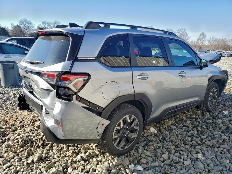 Photo 3 from auction – 2025 SUBARU FORESTER P with VIN JF2SLDBC2SH560767