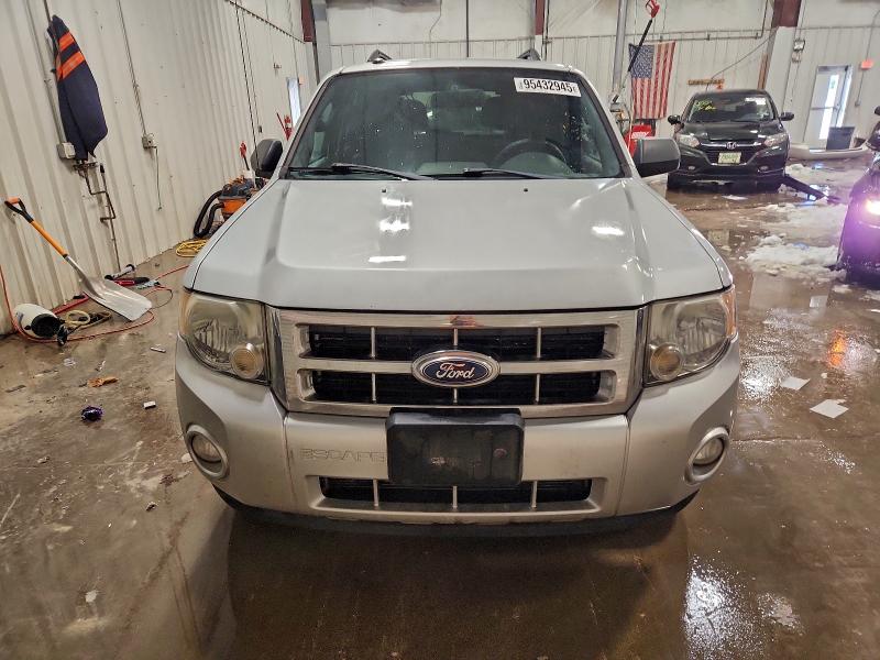 Photo 5 from auction – 2011 FORD ESCAPE XLT with VIN 1FMCU0D71BKB54373