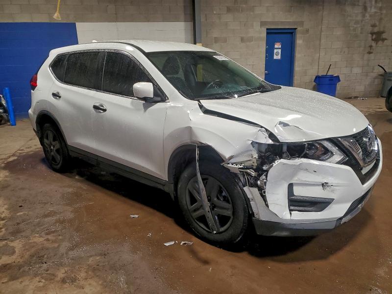 Photo 4 from auction – 2017 NISSAN ROGUE S with VIN KNMAT2MVXHP502336