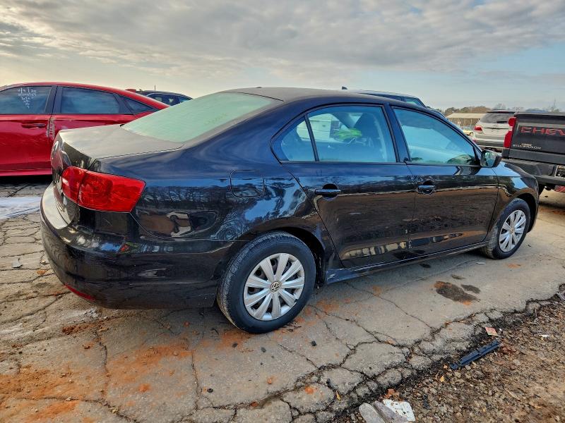 Photo 3 from auction – 2014 VOLKSWAGEN JETTA BASE with VIN 3VW2K7AJ3EM375370