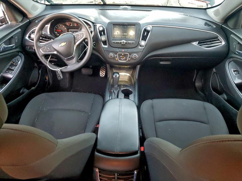 Photo 8 from auction – 2017 CHEVROLET MALIBU LT with VIN 1G1ZE5ST9HF116604