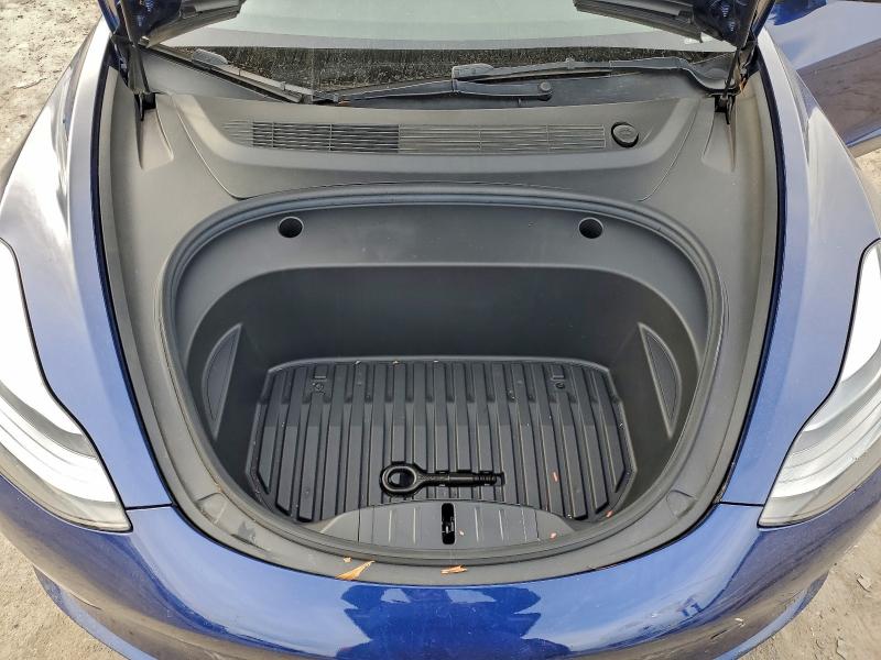 Photo 11 from auction – 2022 TESLA MODEL 3 with VIN 5YJ3E1EA0NF187366