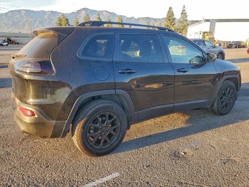 Photo 3 from auction – 2016 JEEP CHEROKEE with VIN 1C4PJLAB0GW190175