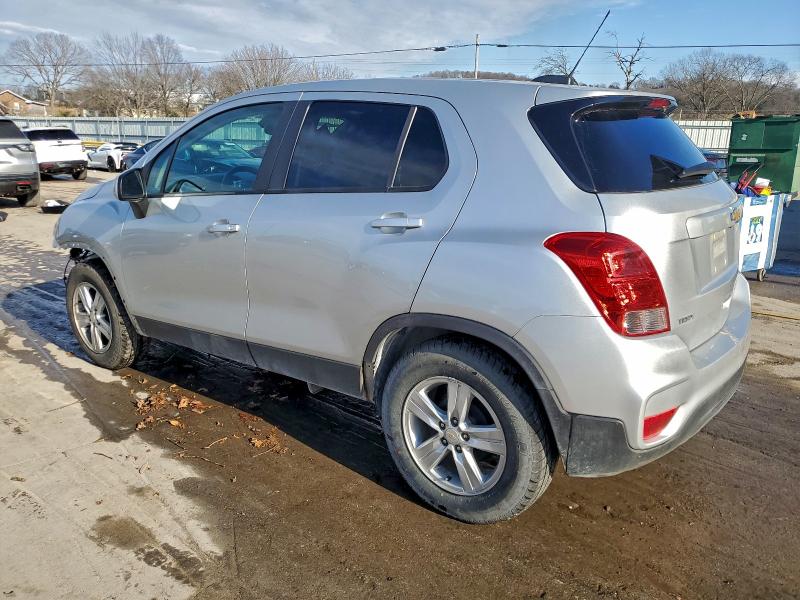 Photo 2 from auction – 2022 CHEVROLET TRAX LS with VIN KL7CJKSM1NB522392