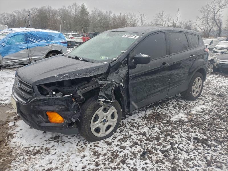 FORD ESCAPE S 2018 with VIN 1FMCU0F72JUC77583 - Photo from auction