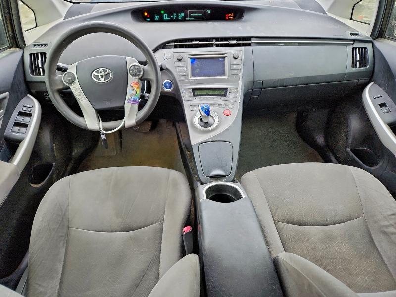 Photo 8 from auction – 2013 TOYOTA PRIUS with VIN JTDKN3DU5D5671570
