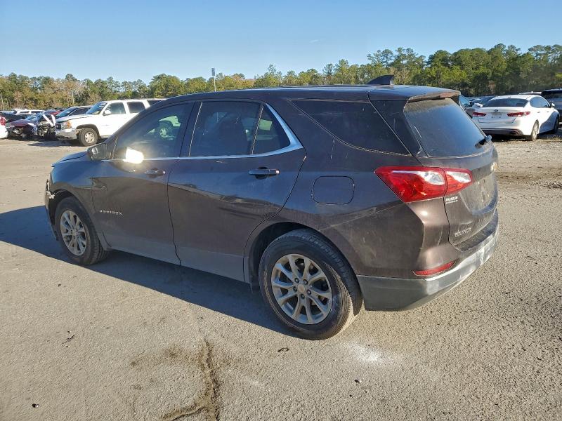 Photo 2 from auction – 2020 CHEVROLET EQUINOX with VIN 2GNAXKEV5L6176447