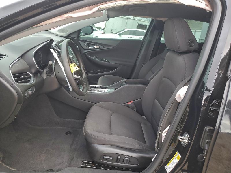 Photo 7 from auction – 2019 CHEVROLET MALIBU LT with VIN 1G1ZD5ST2KF169204