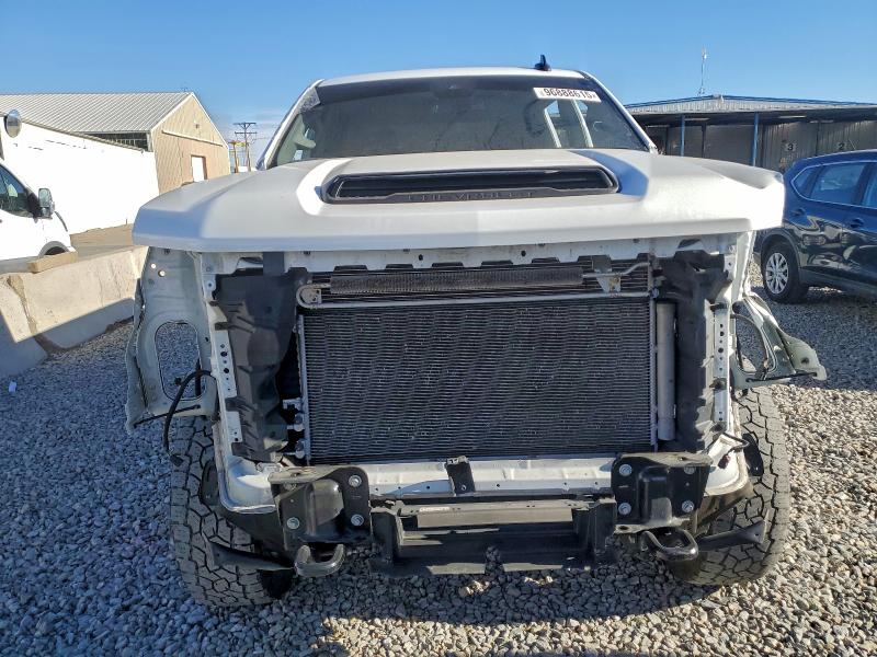 Photo 5 from auction – 2024 CHEVROLET SILVERADO with VIN 1GC4YME72RF159636