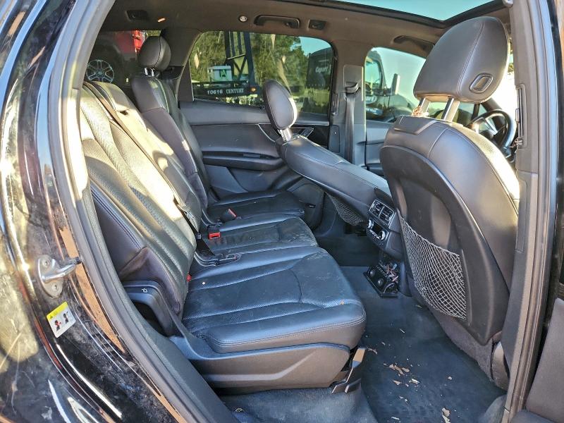 Photo 11 from auction – 2017 AUDI Q7 PREMIUM with VIN WA1LAAF77HD014920