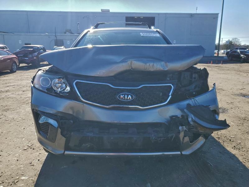 Photo 5 from auction – 2012 KIA SORENTO SX with VIN 5XYKWDA28CG229524
