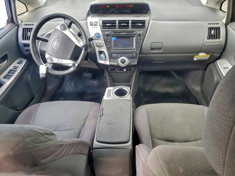 Photo 8 from auction – 2012 TOYOTA PRIUS V with VIN JTDZN3EU9C3117083