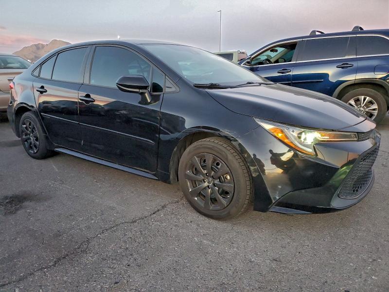 Photo 4 from auction – 2021 TOYOTA COROLLA with VIN 5YFEPMAE3MP226788