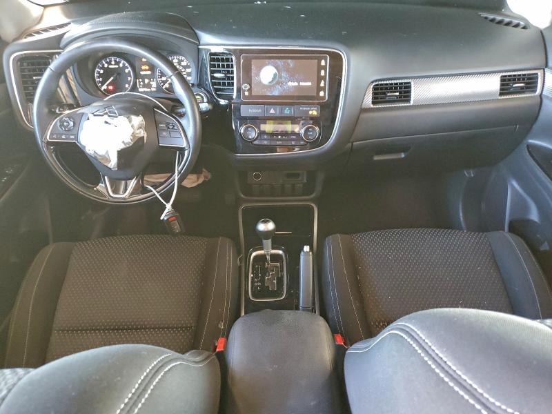 Photo 8 from auction – 2017 MITSUBISHI OUTLANDER with VIN JA4AD3A33HZ040724