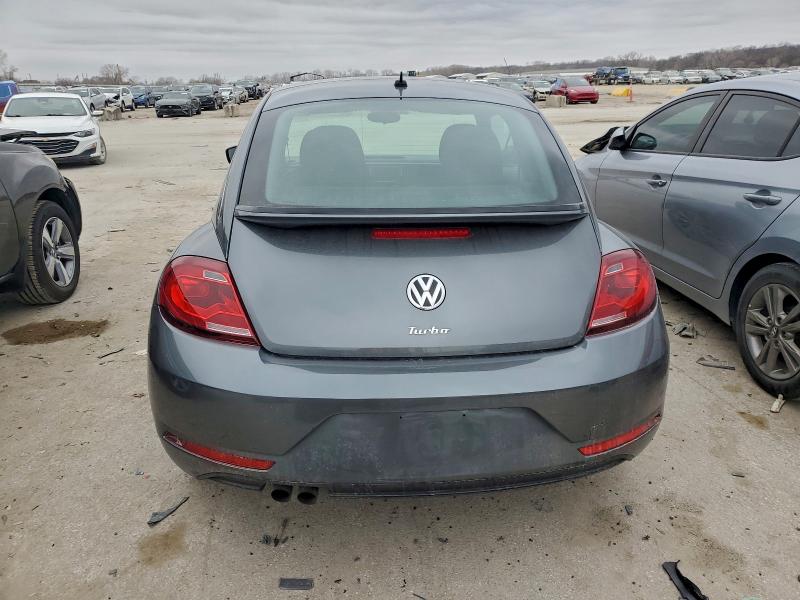 Photo 6 from auction – 2018 VOLKSWAGEN BEETLE S with VIN 3VWFD7AT3JM717309