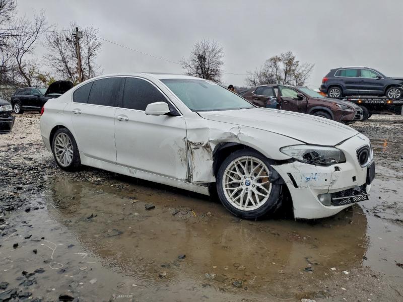 Photo 4 from auction – 2012 BMW 535 XI with VIN WBAFU7C59CDU64400