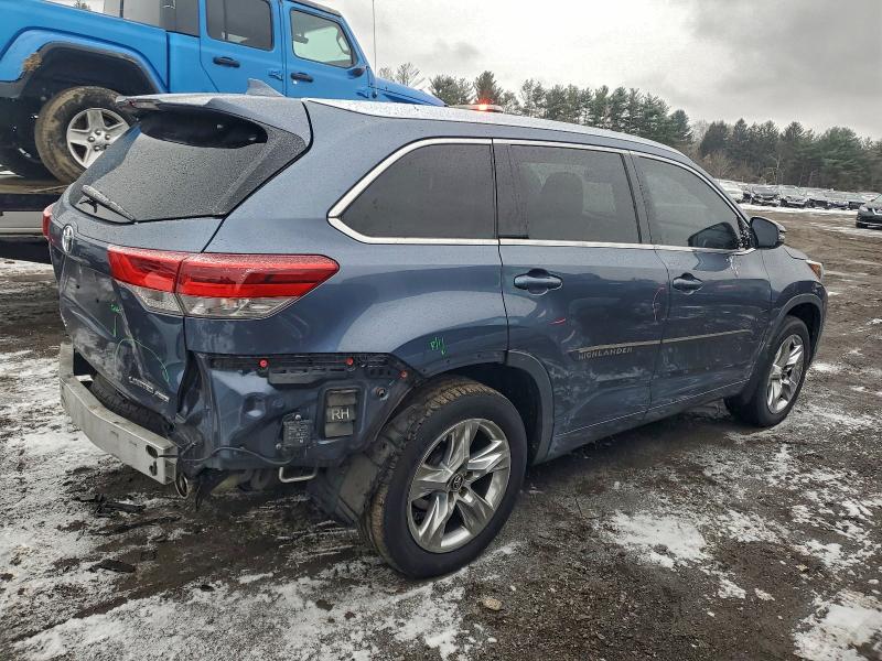 Photo 3 from auction – 2017 TOYOTA HIGHLANDER with VIN 5TDDZRFH2HS449410