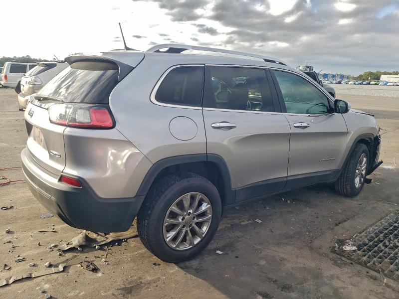 Photo 3 from auction – 2019 JEEP CHEROKEE L with VIN 1C4PJMLB2KD199158