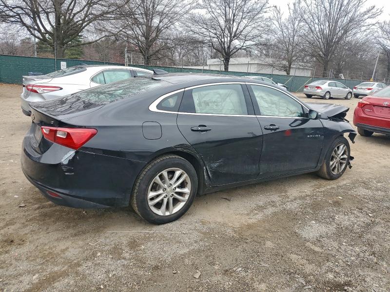 Photo 3 from auction – 2016 CHEVROLET MALIBU LT with VIN 1G1ZE5ST3GF353877