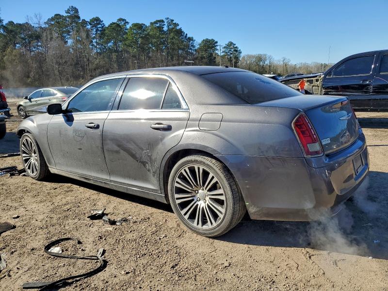 Photo 2 from auction – 2013 CHRYSLER 300 with VIN 2C3CCABT8DH543135