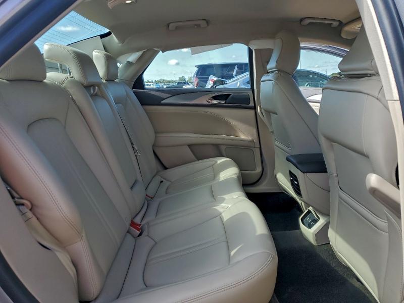 Photo 10 from auction – 2020 LINCOLN MKZ with VIN 3LN6L5A90LR612873