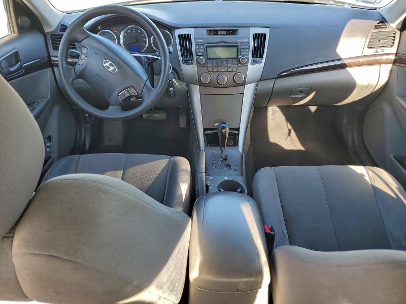 Photo 8 from auction – 2010 HYUNDAI SONATA GLS with VIN 5NPET4AC9AH587221
