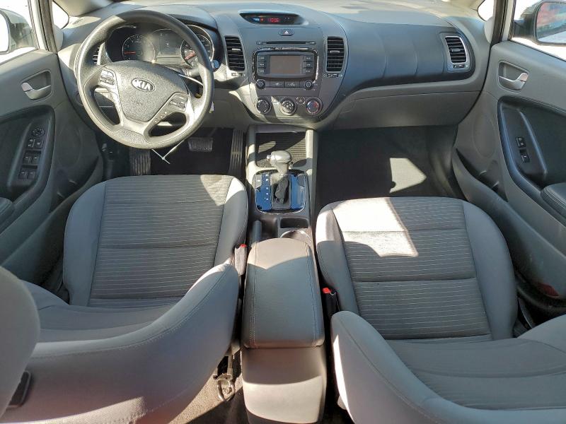 Photo 8 from auction – 2017 KIA FORTE LX with VIN 3KPFL4A70HE021633