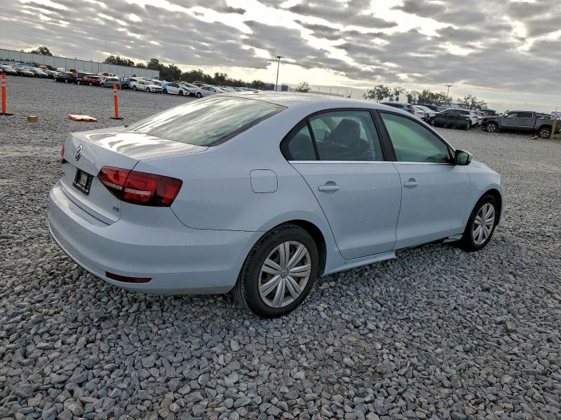 Photo 3 from auction – 2017 VOLKSWAGEN JETTA S with VIN 3VW2B7AJ4HM335500