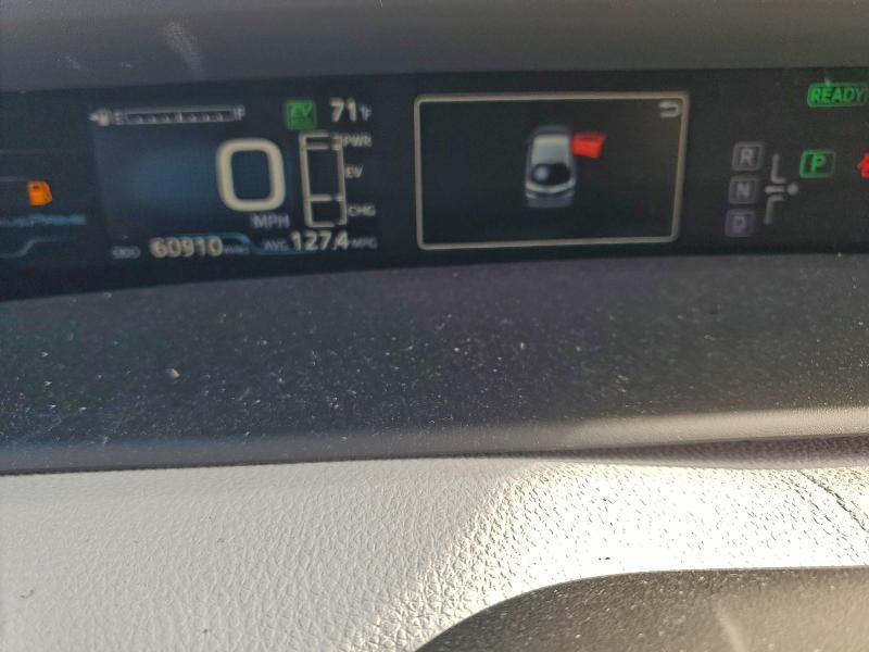 Photo 9 from auction – 2017 TOYOTA PRIUS PRIM with VIN JTDKARFP5H3015568