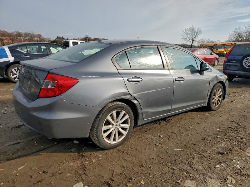 Photo 3 from auction – 2012 HONDA CIVIC EXL with VIN 19XFB2F98CE361087