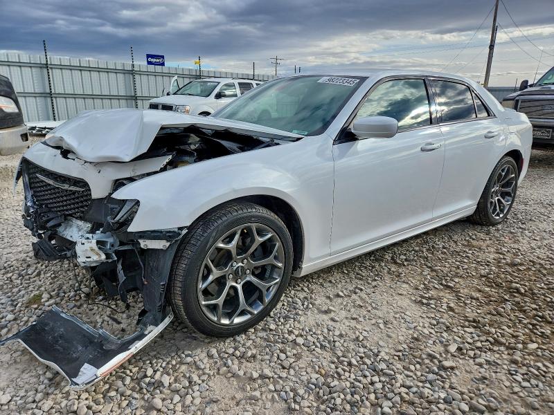 CHRYSLER 300 2016 with VIN 2C3CCABT2GH212698 - Photo from auction