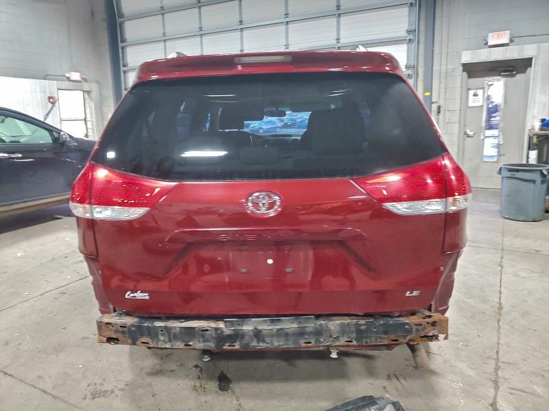 Photo 6 from auction – 2014 TOYOTA SIENNA LE with VIN 5TDKK3DC9ES453367
