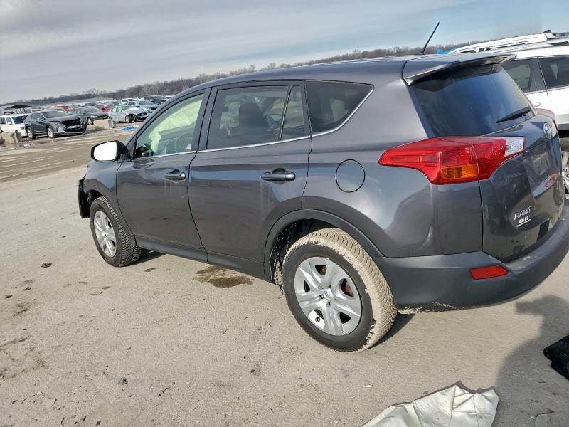 Photo 2 from auction – 2015 TOYOTA RAV4 LE with VIN JTMZFREV5FJ051432