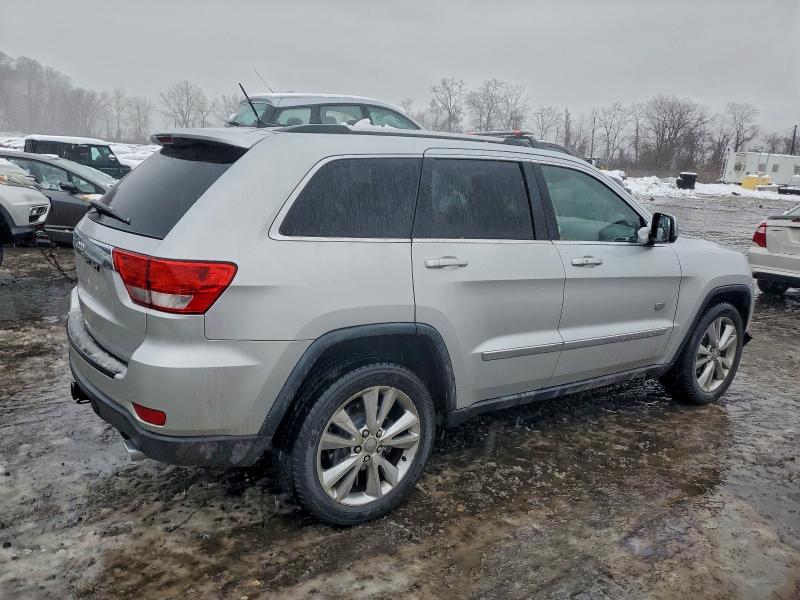 Photo 3 from auction – 2011 JEEP GRAND CHER with VIN 1J4RR4GGXBC646049