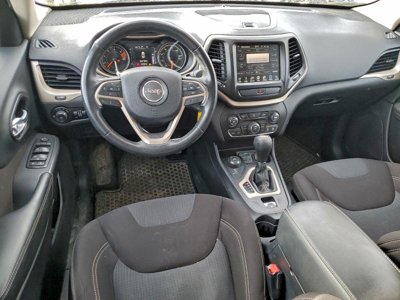 Photo 8 from auction – 2016 JEEP CHEROKEE L with VIN 1C4PJMCB7GW122183