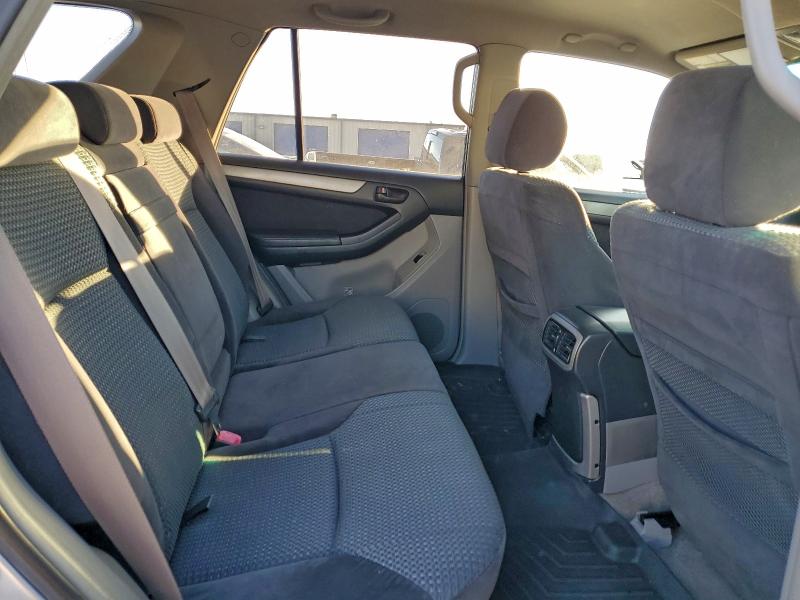 Photo 11 from auction – 2005 TOYOTA 4RUNNER SR with VIN JTEBT14R658027187