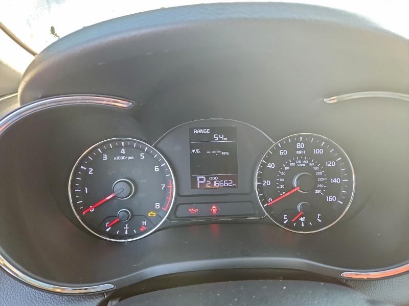 Photo 9 from auction – 2016 KIA FORTE LX with VIN KNAFK4A66G5594358