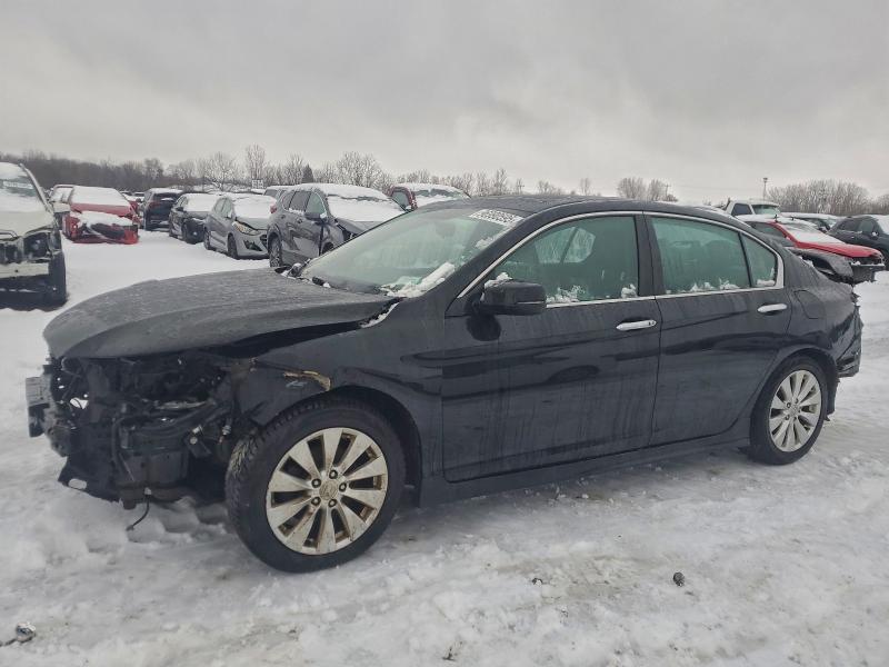 HONDA ACCORD EX 2015 with VIN 1HGCR2F79FA243703 - Photo from auction
