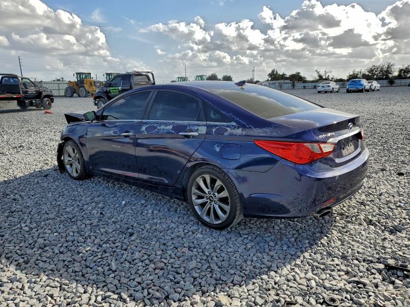 Photo 2 from auction – 2012 HYUNDAI SONATA SE with VIN 5NPEC4AC5CH424746