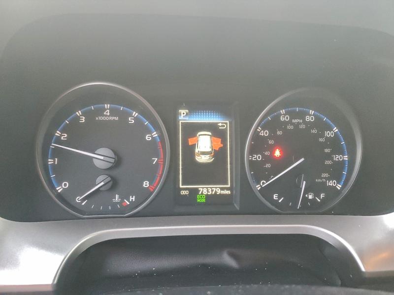 Photo 9 from auction – 2018 TOYOTA RAV4 LE with VIN JTMBFREV3JJ217795