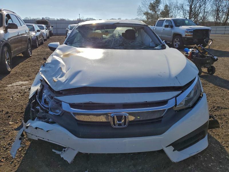 Photo 5 from auction – 2017 HONDA CIVIC with VIN 19XFC2F5XHE006794