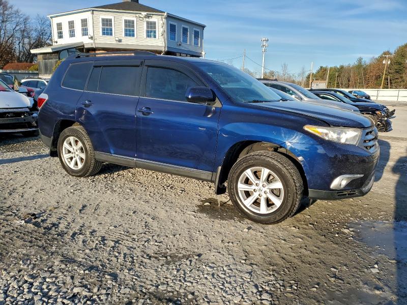Zdjęcie 4 z aukcji – 2013 TOYOTA HIGHLANDER z VIN 5TDBK3EH4DS221039