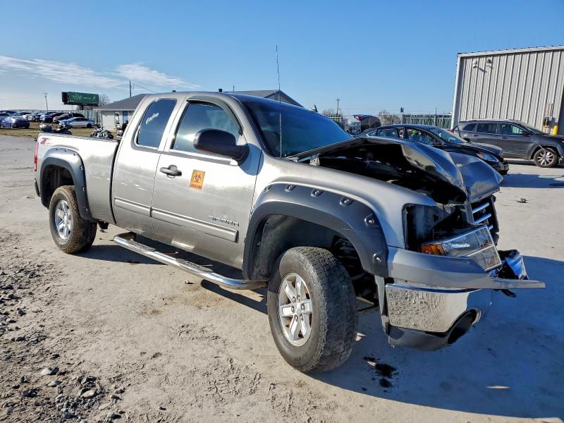 Photo 4 from auction – 2013 GMC SIERRA K15 with VIN 1GTR2VE75DZ303118