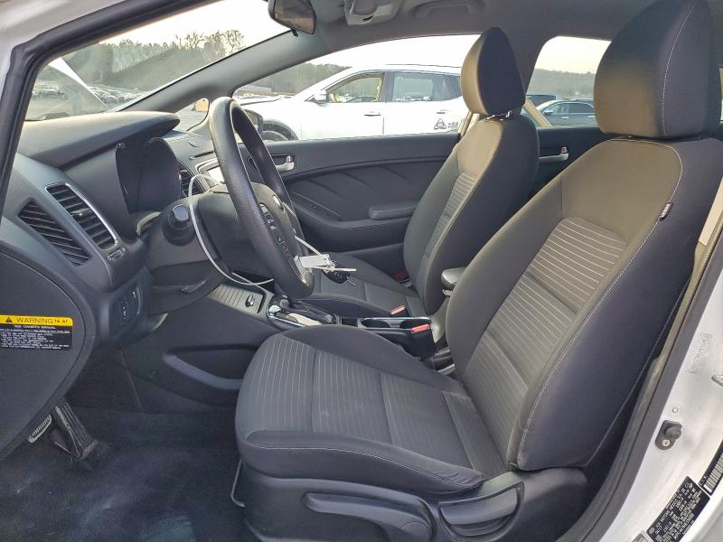 Photo 7 from auction – 2017 KIA FORTE LX with VIN 3KPFL4A76HE150086