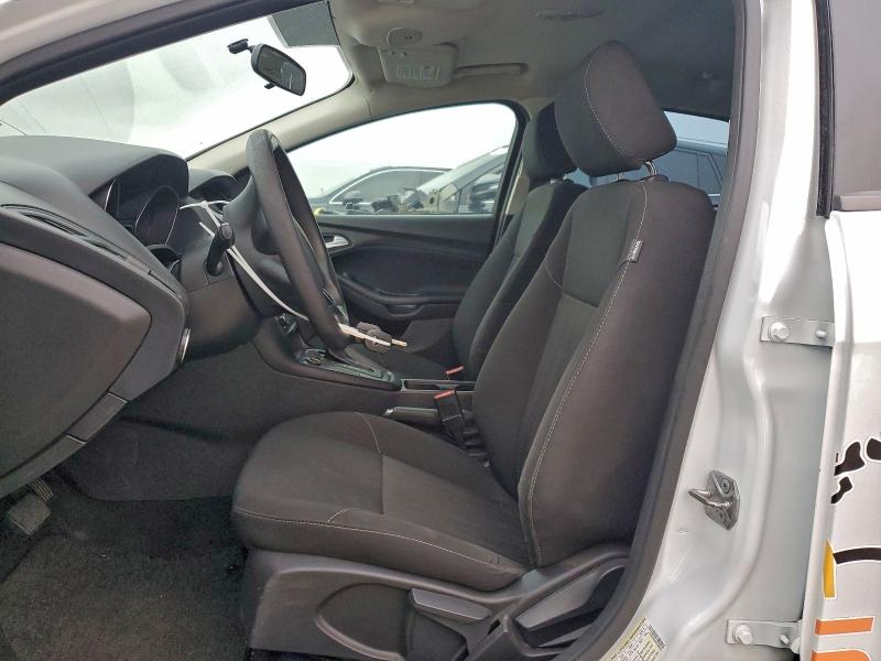 Photo 7 from auction – 2017 FORD FOCUS SE with VIN 1FADP3K28HL296253