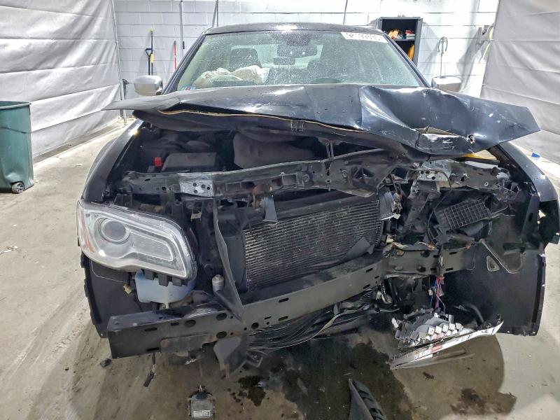 Photo 5 from auction – 2013 CHRYSLER 300C LUXUR with VIN 2C3CCASG6DH535733