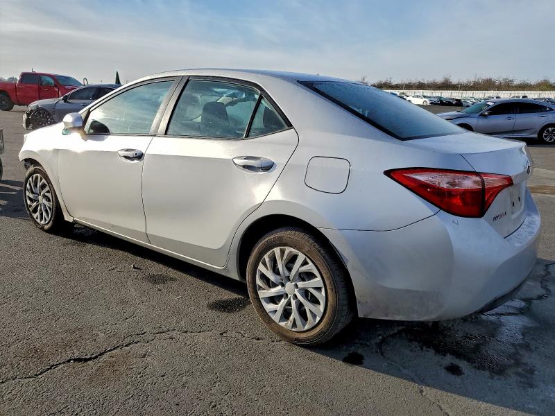 Photo 2 from auction – 2018 TOYOTA COROLLA L with VIN 2T1BURHE7JC111489