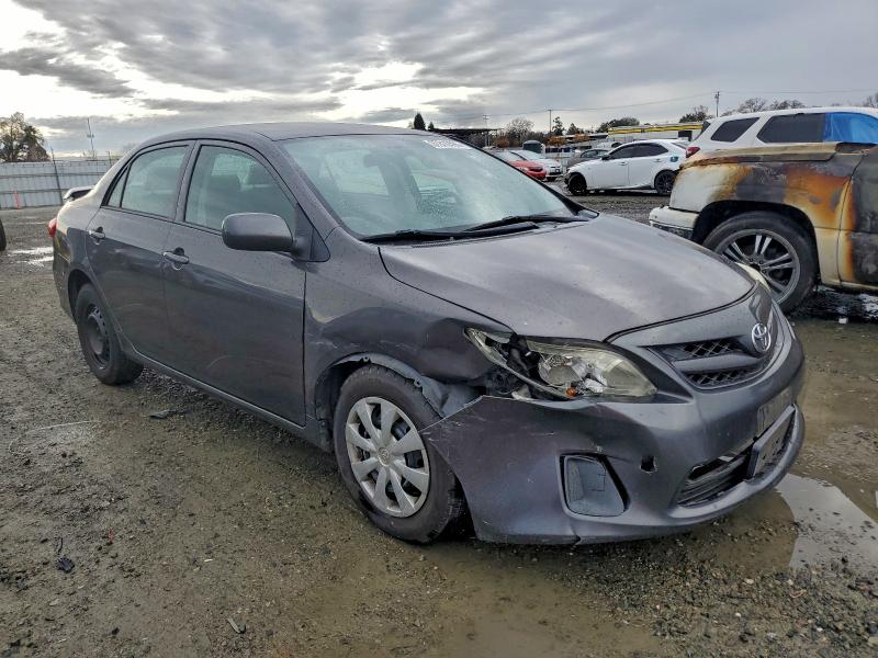 Photo 4 from auction – 2013 TOYOTA COROLLA BA with VIN 5YFBU4EE2DP136571