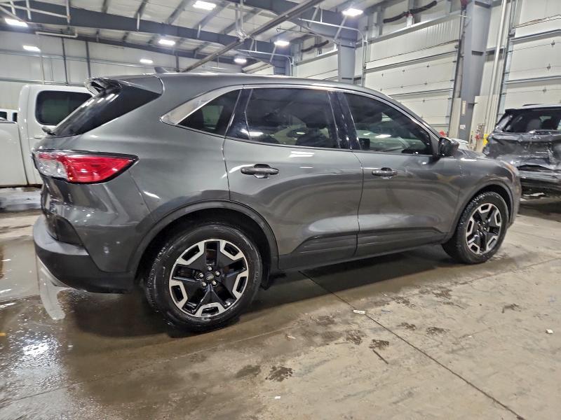 Photo 3 from auction – 2020 FORD ESCAPE with VIN 1FMCU0G61LUB43544