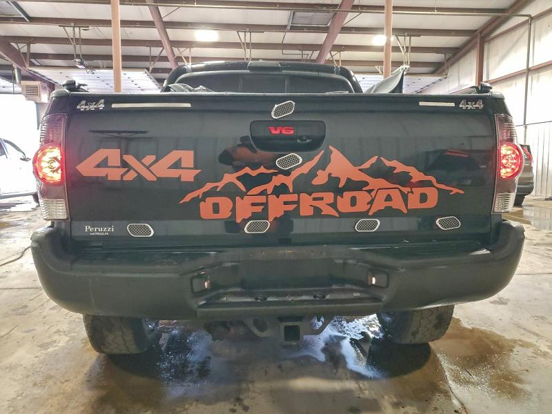 Photo 6 from auction – 2011 TOYOTA TACOMA DOU with VIN 3TMLU4EN5BM061048
